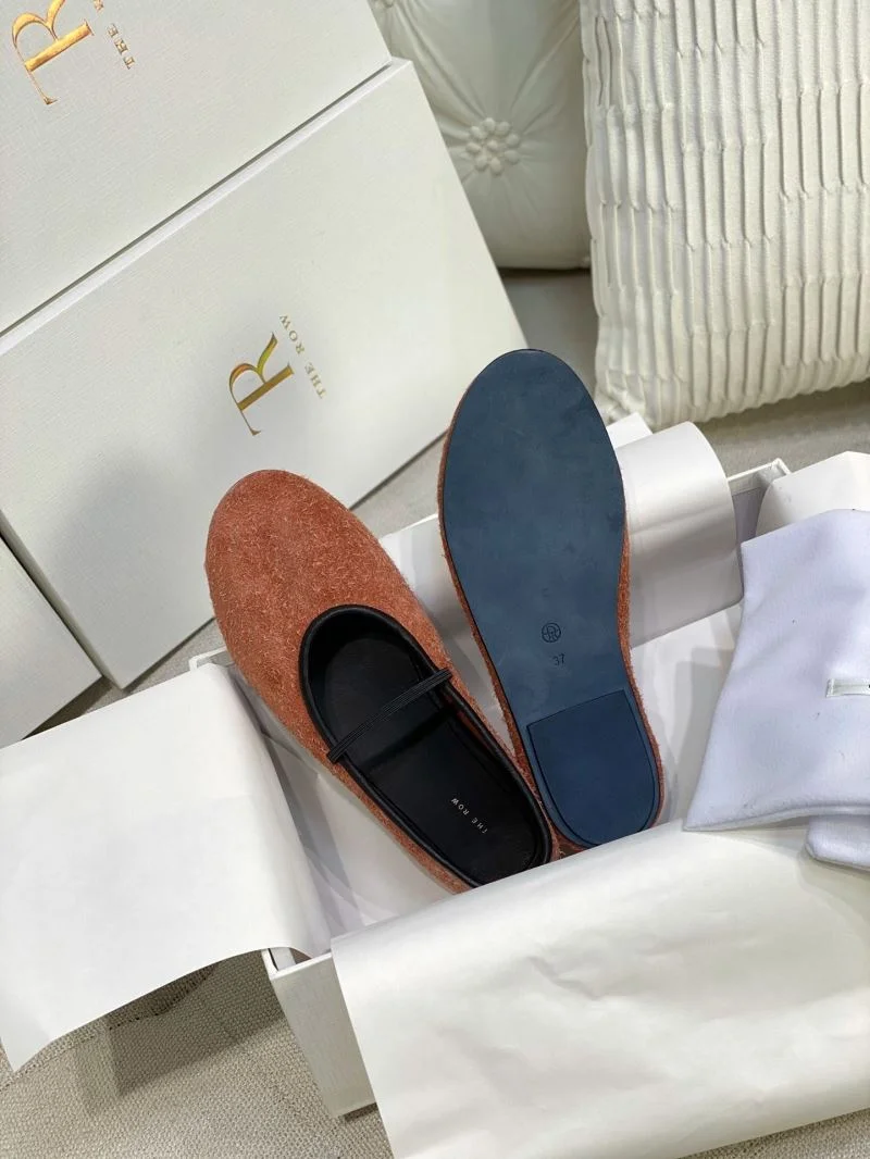 The Row Shoes Affordable 8824