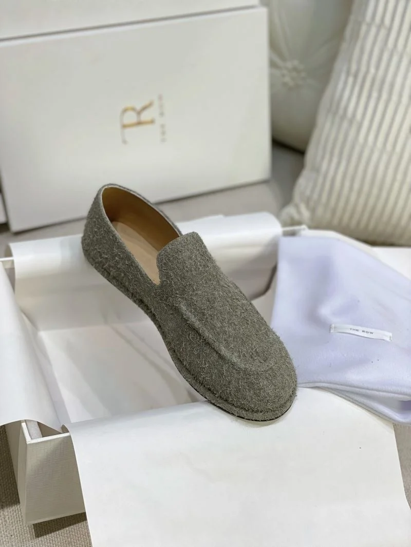 The Row Shoes Compact 8828