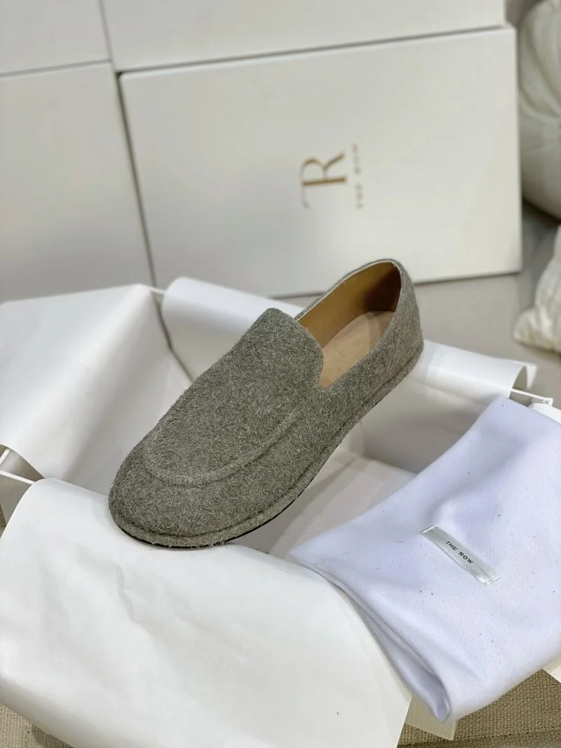 The Row Shoes Compact 8828