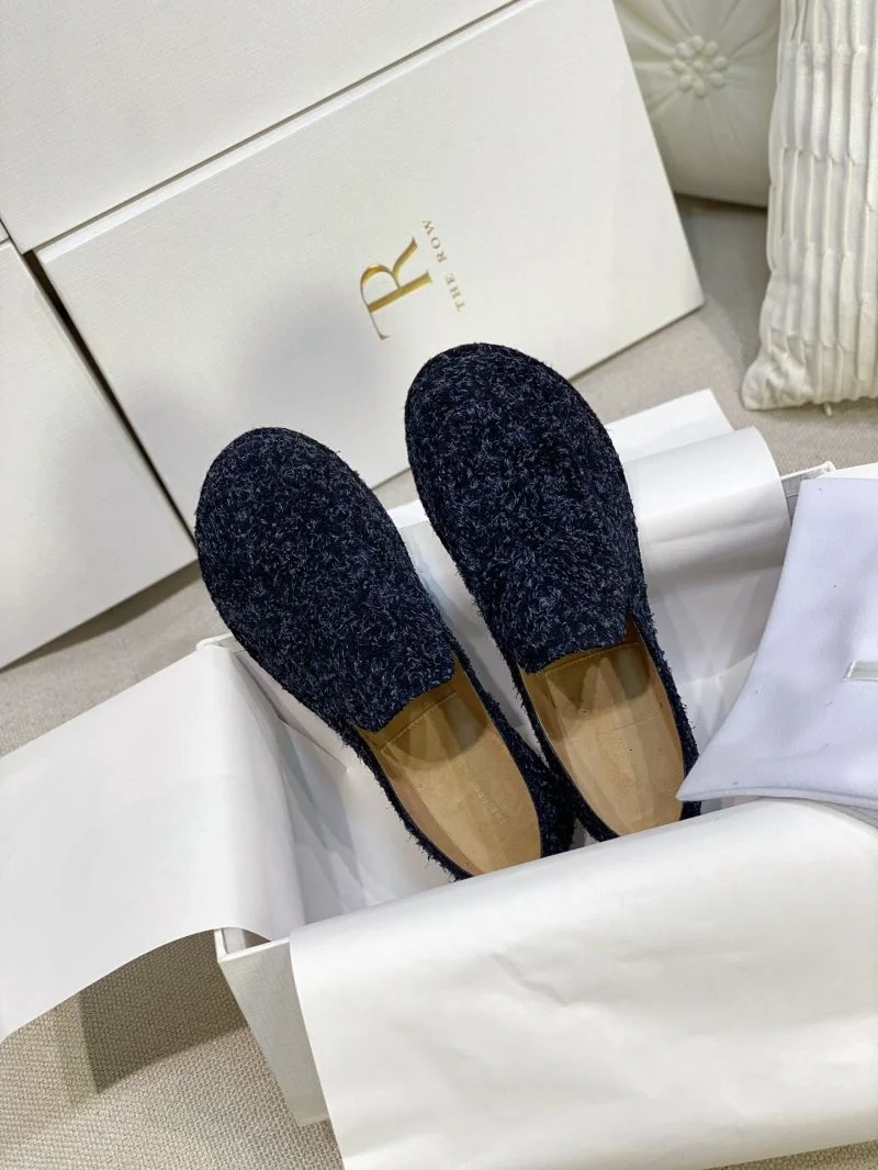 The Row Shoes WrinkleFree 8817