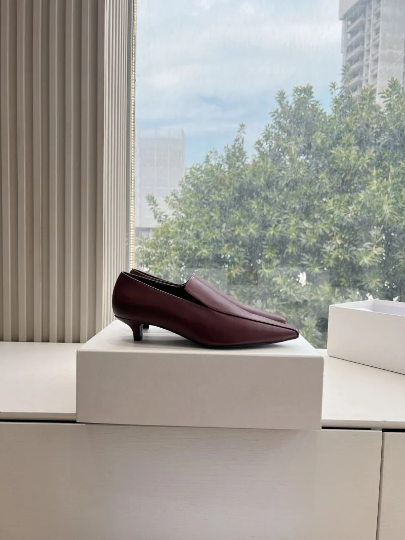 NewStyle The Row Shoes 8835