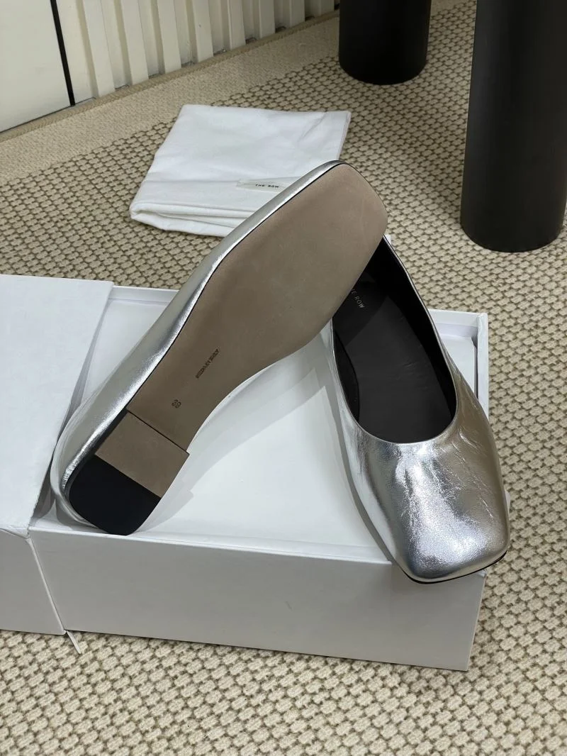 The Row Shoes SmartChoice 8801
