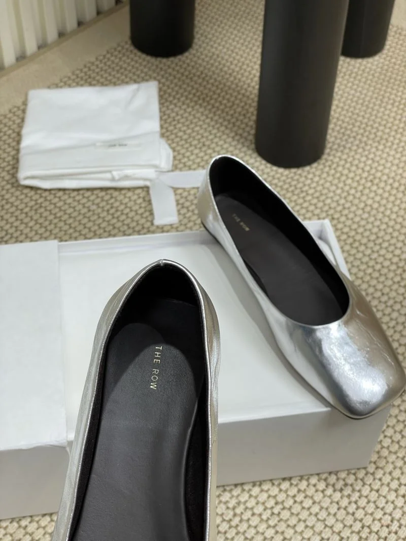 The Row Shoes SmartChoice 8801