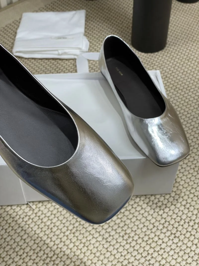 The Row Shoes SmartChoice 8801