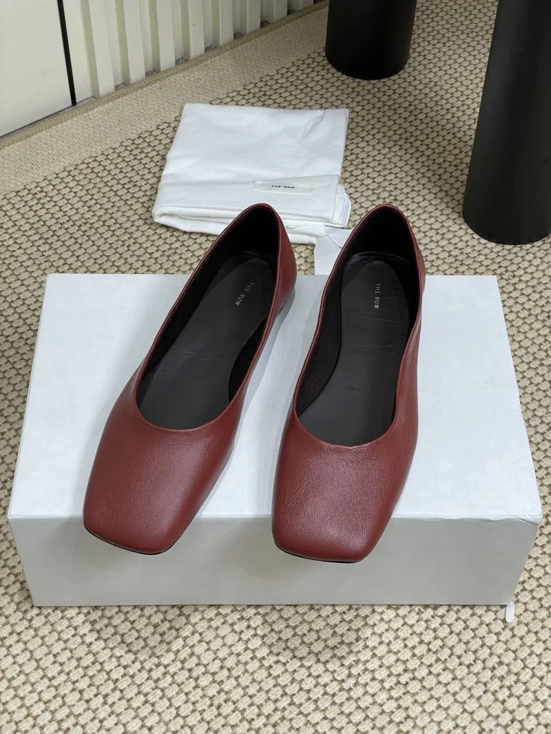 The Row Shoes Chic 8808
