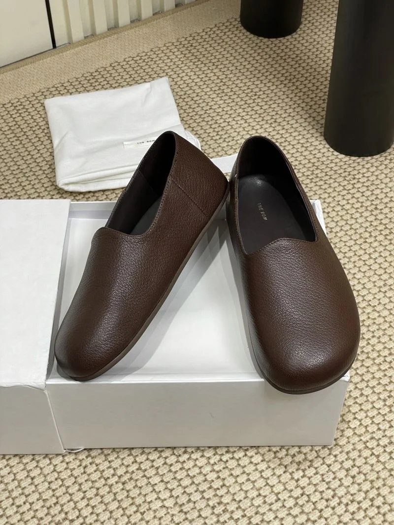 SportInspired The Row Shoes 8804