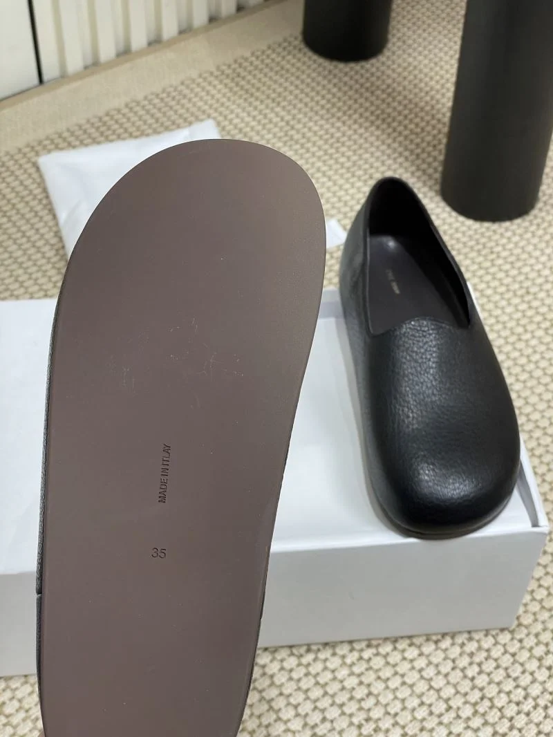 The Row Shoes Refined 8806