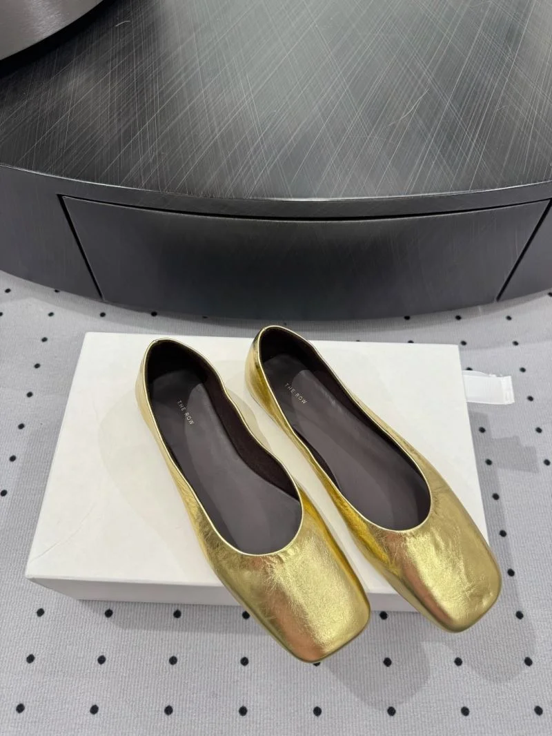 The Row Shoes Classic 8800