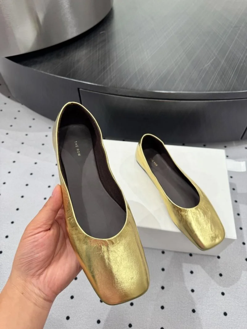 The Row Shoes Classic 8800