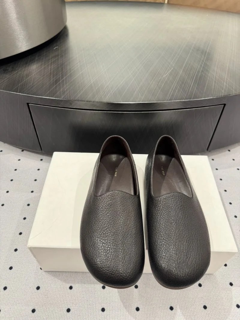 The Row Shoes Lightweight 8856