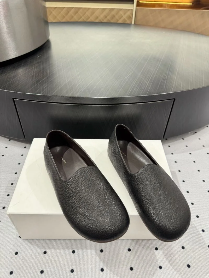 The Row Shoes Lightweight 8856