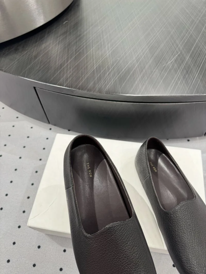 The Row Shoes Lightweight 8856