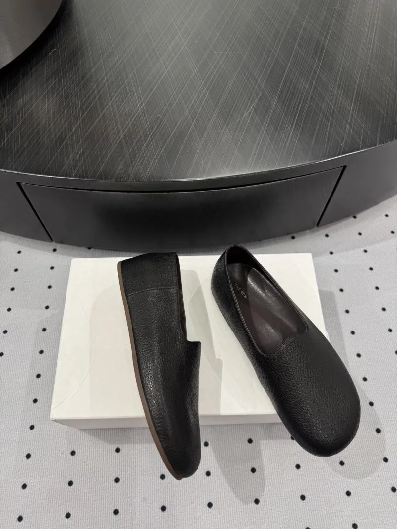 The Row Shoes Lightweight 8856