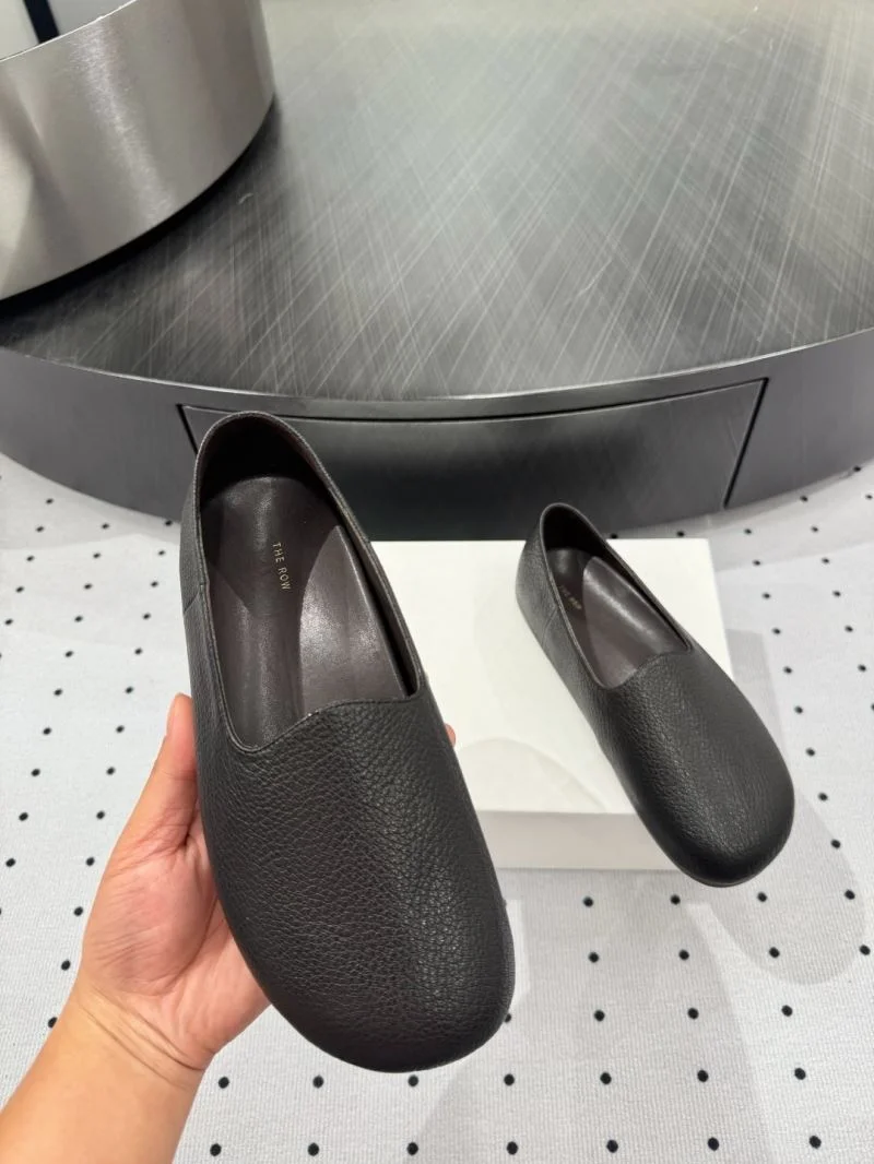 The Row Shoes Lightweight 8856