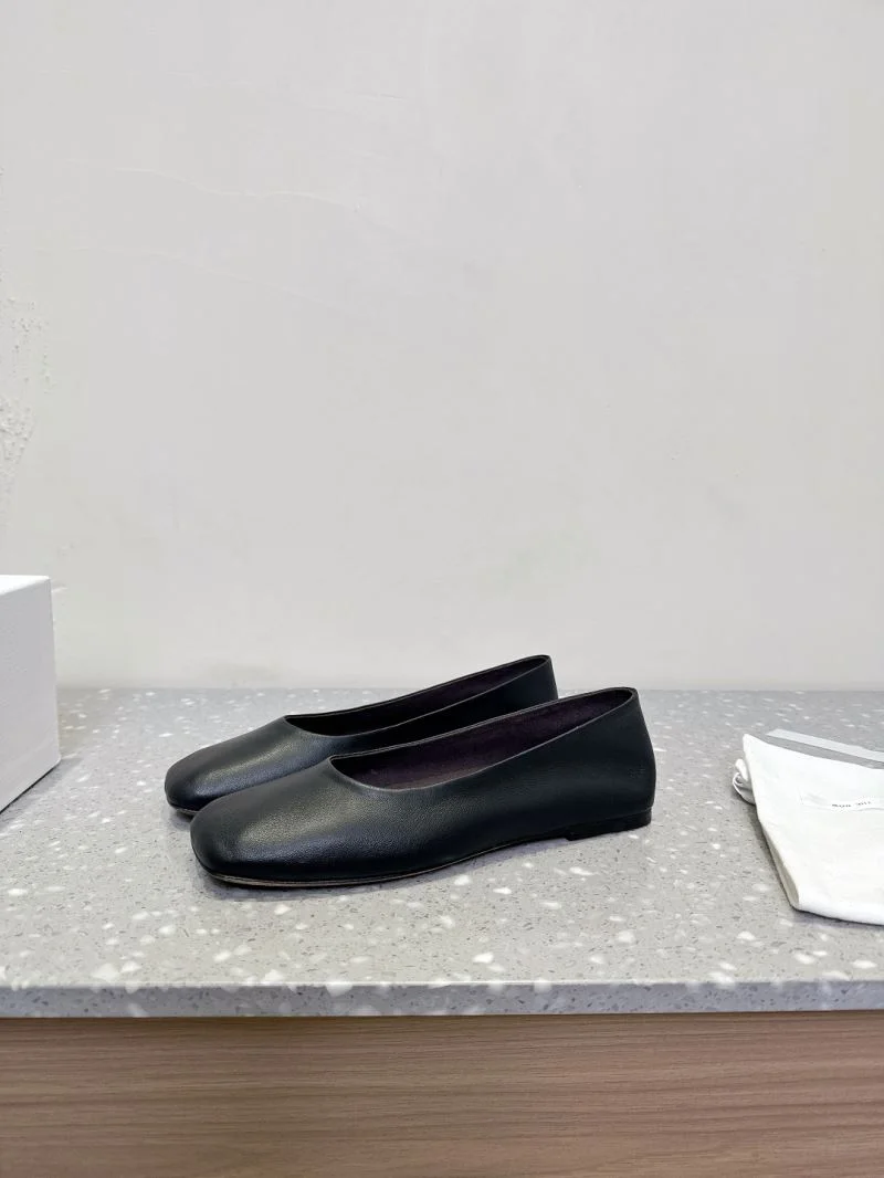 The Row Shoes StreetReady 8784
