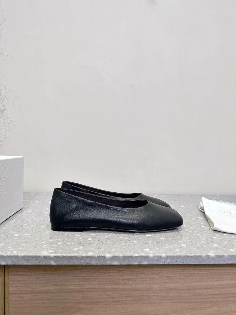 The Row Shoes StreetReady 8784