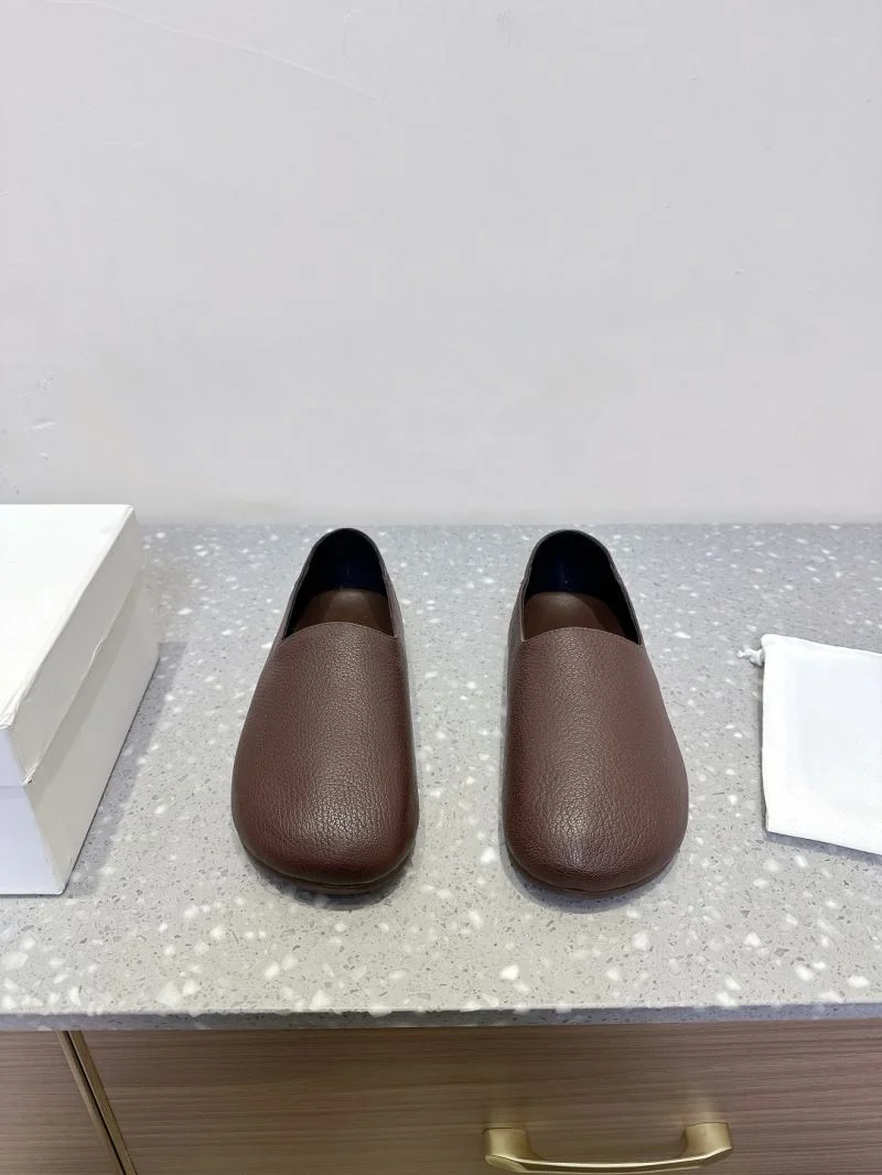 Efficient The Row Shoes 8805