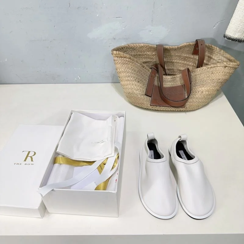 Compact The Row Shoes 8849