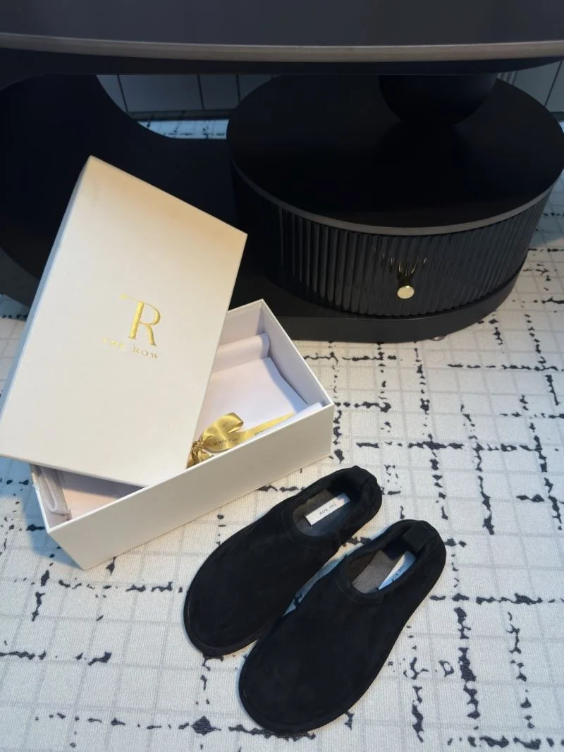 The Row Shoes EasyMatch 8768