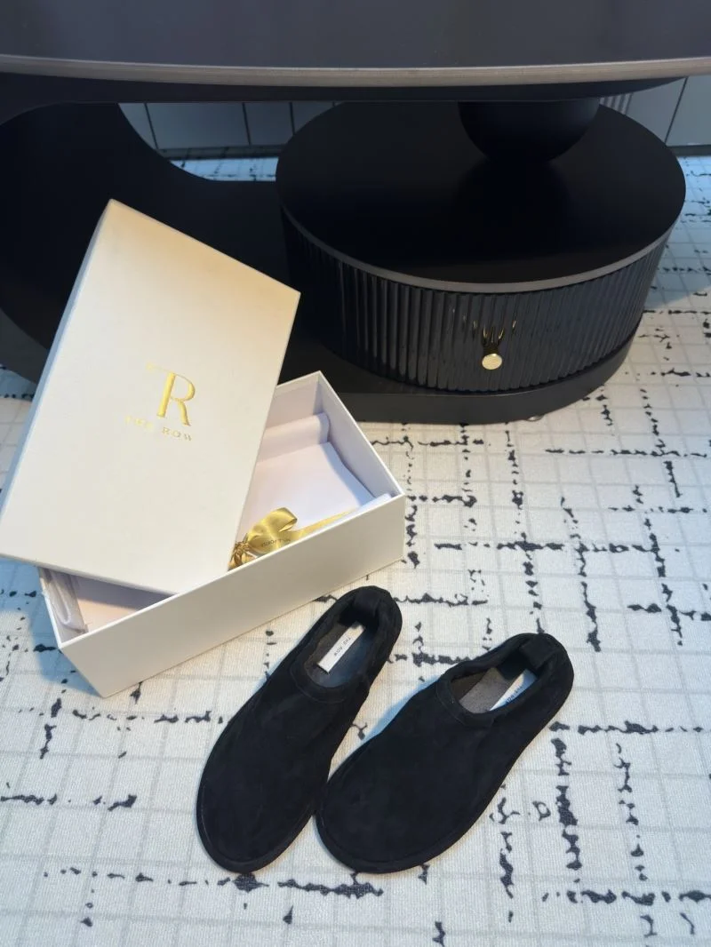 The Row Shoes EasyMatch 8768