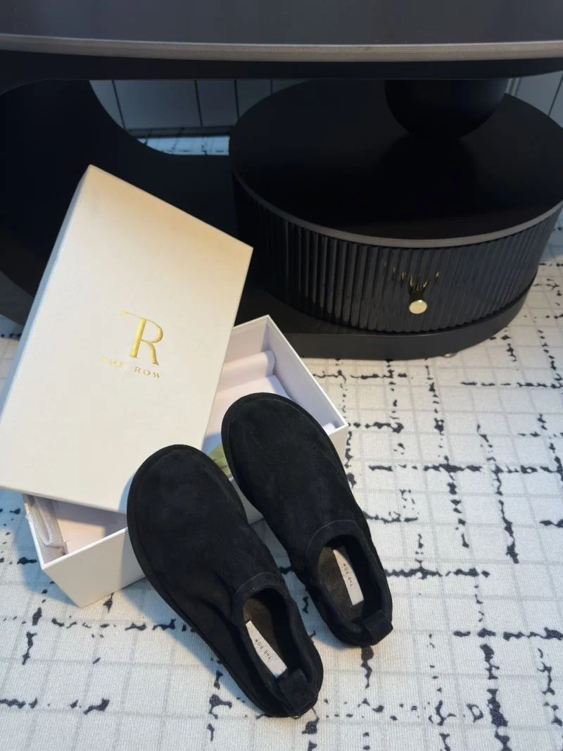 The Row Shoes EasyMatch 8768