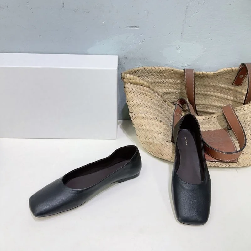 The Row Shoes Modern 8807