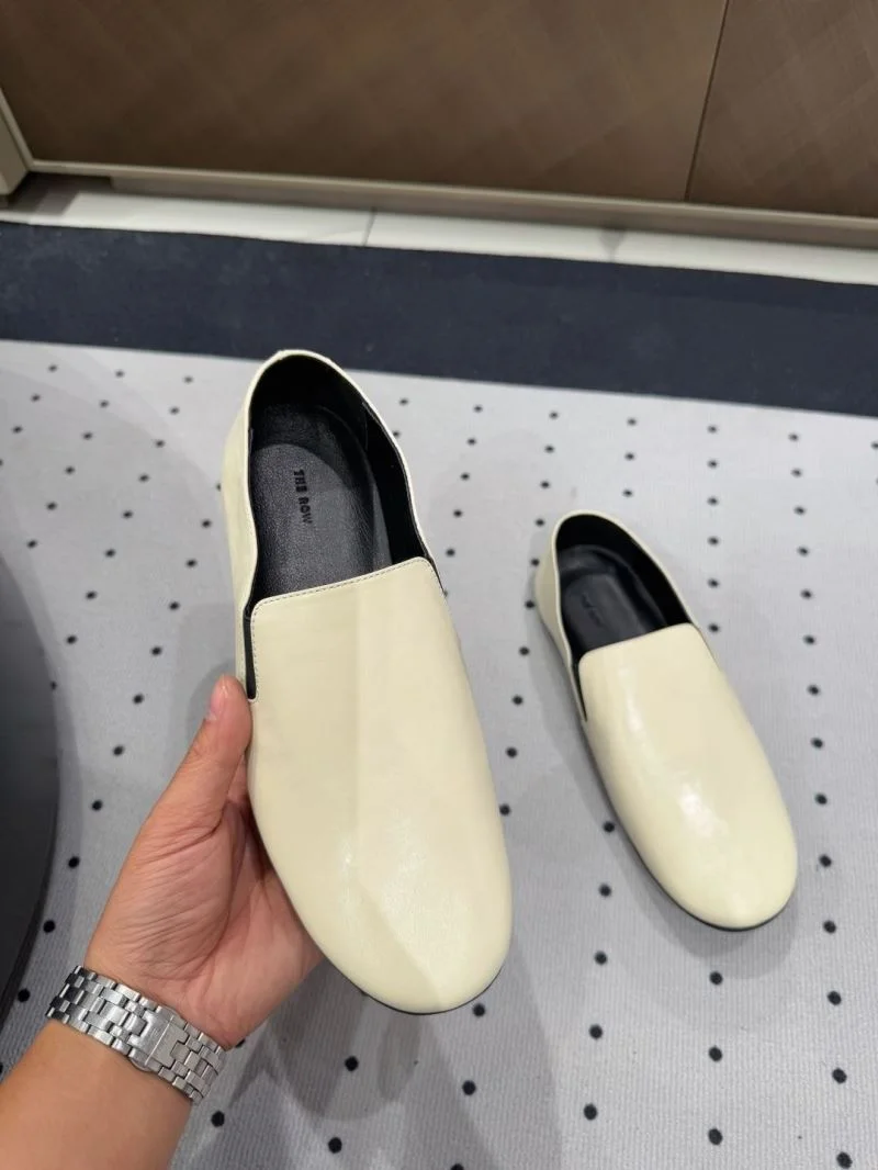 RelaxedFit The Row Shoes 15378