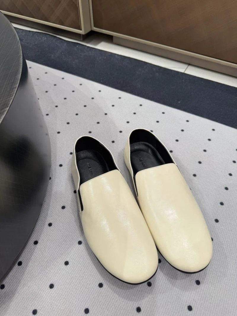 RelaxedFit The Row Shoes 15378