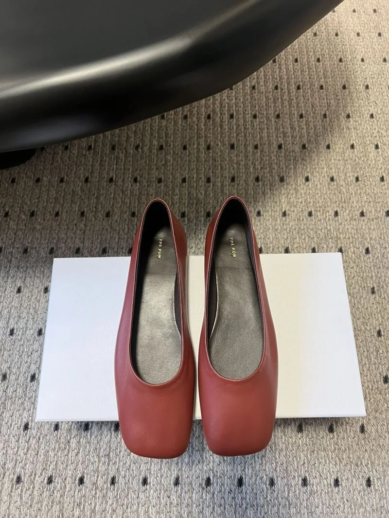 The Row Shoes SportInspired 5757
