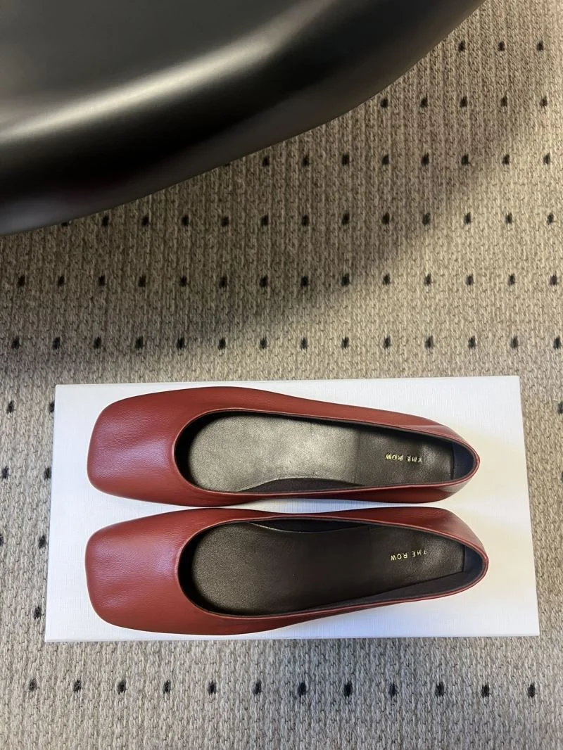 The Row Shoes SportInspired 5757