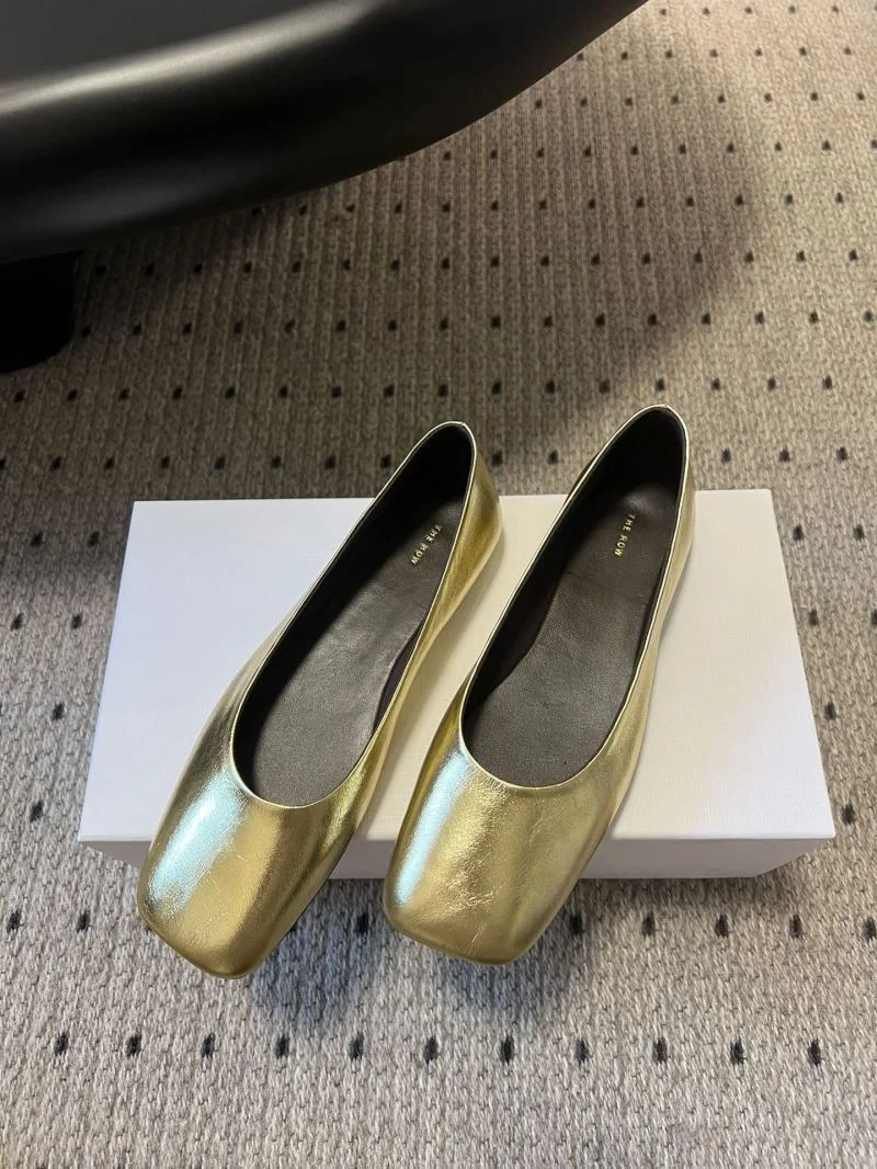 The Row Shoes EasyCare 5753
