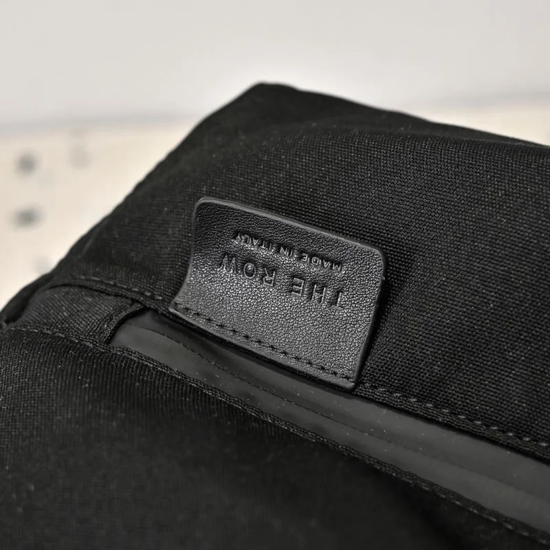 Snug The Row Shopping Bags 45554