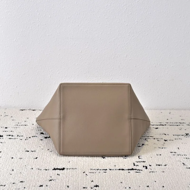 Unisex The Row Shopping Bags 45532