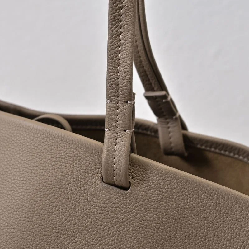 Unisex The Row Shopping Bags 45532