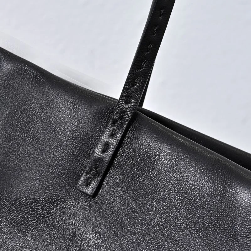 The Row Shopping Bags Popular 45401