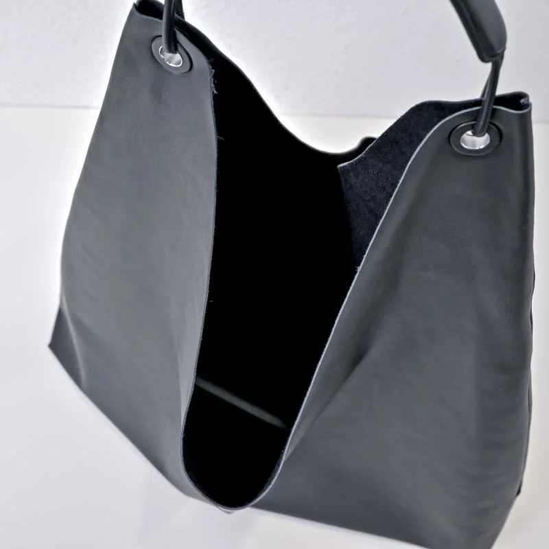 Bold The Row Shopping Bags 45381