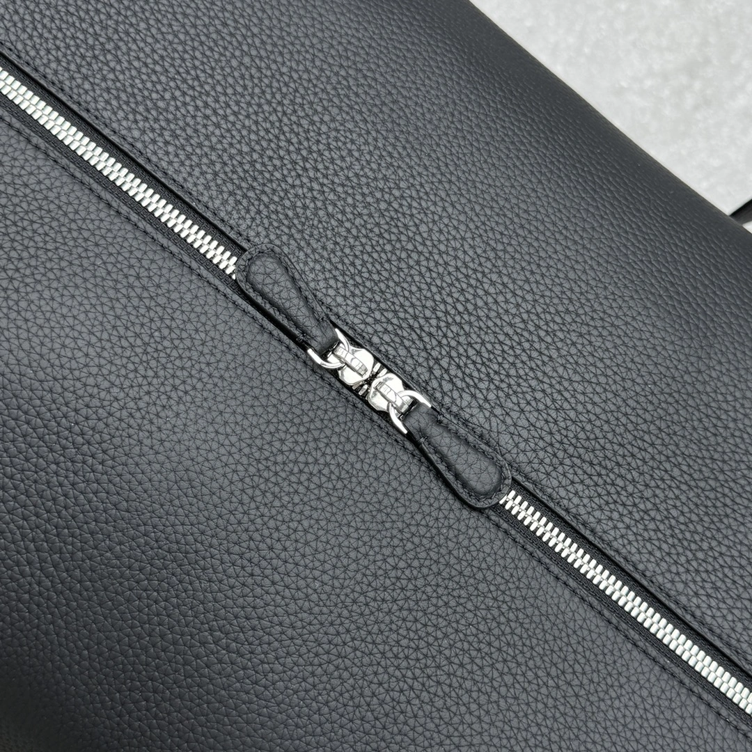 The Row Travel Bags HighQuality 69461