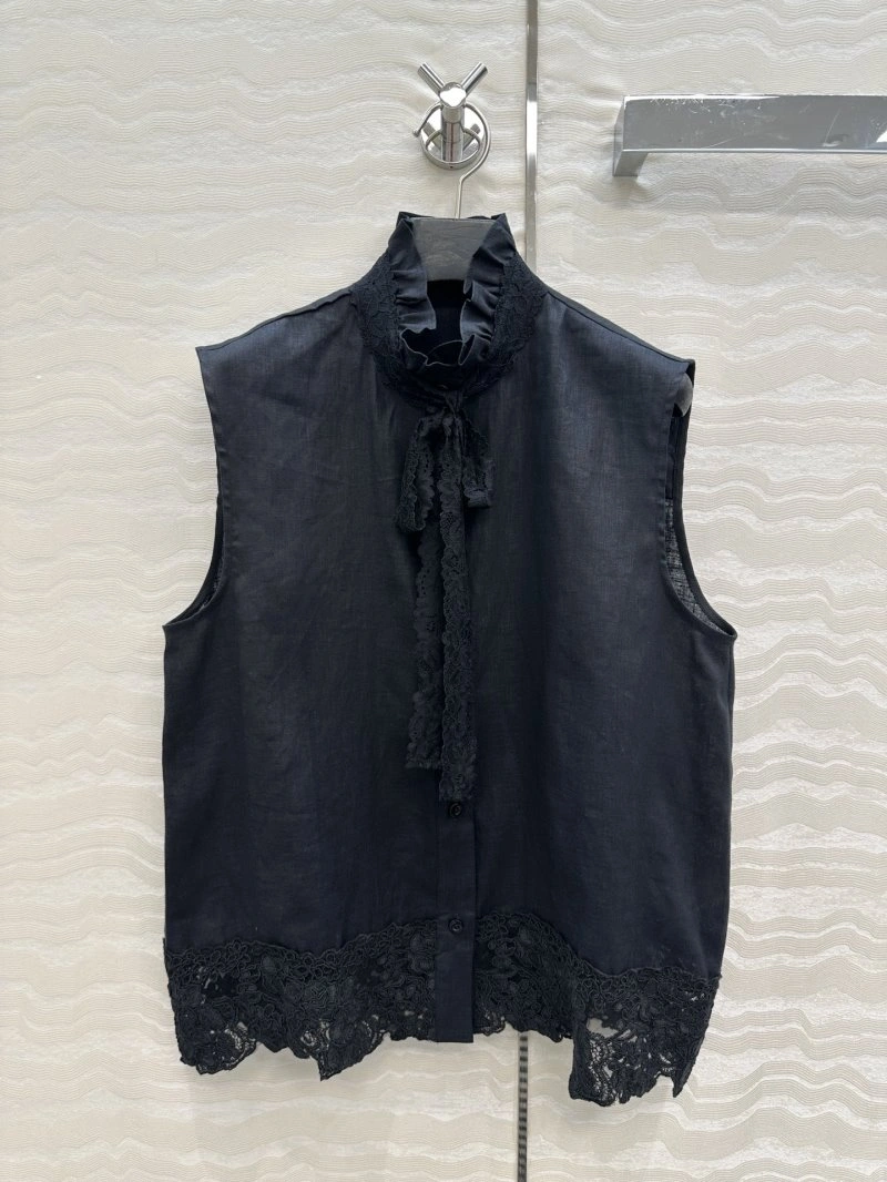 TechFriendly The Row Vest 155885