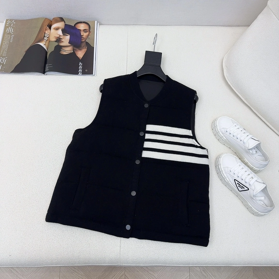 Youthful Thom Browne Down Jackets 174115