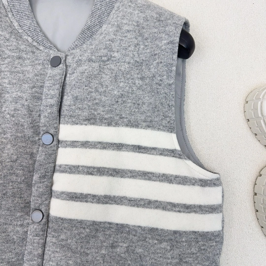 Thom Browne Down Jackets Elegant 174116
