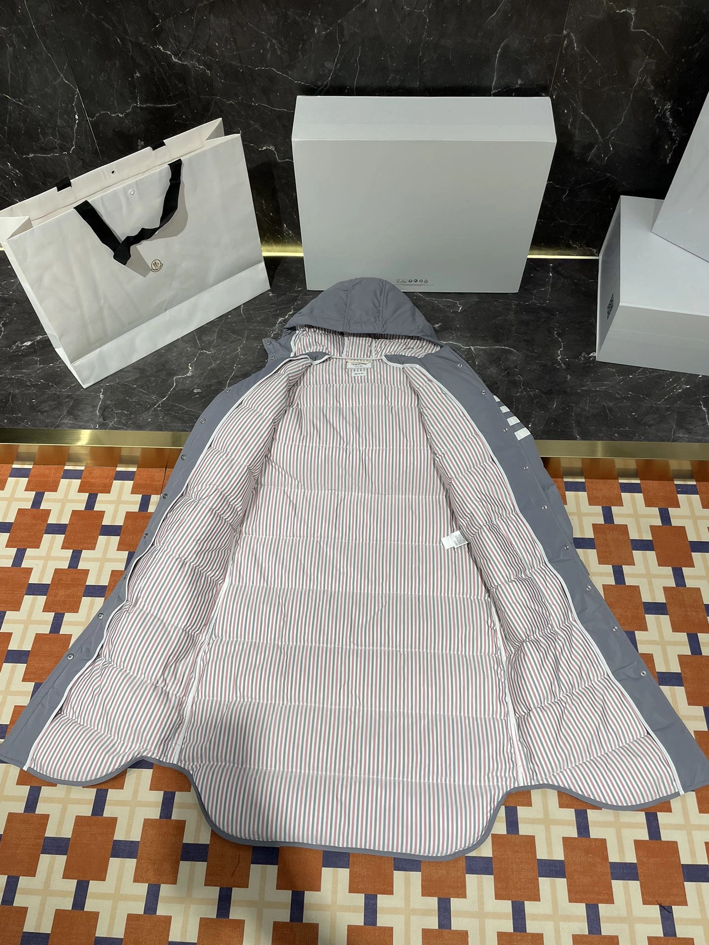 GoodFit Thom Browne Down Jackets 174097