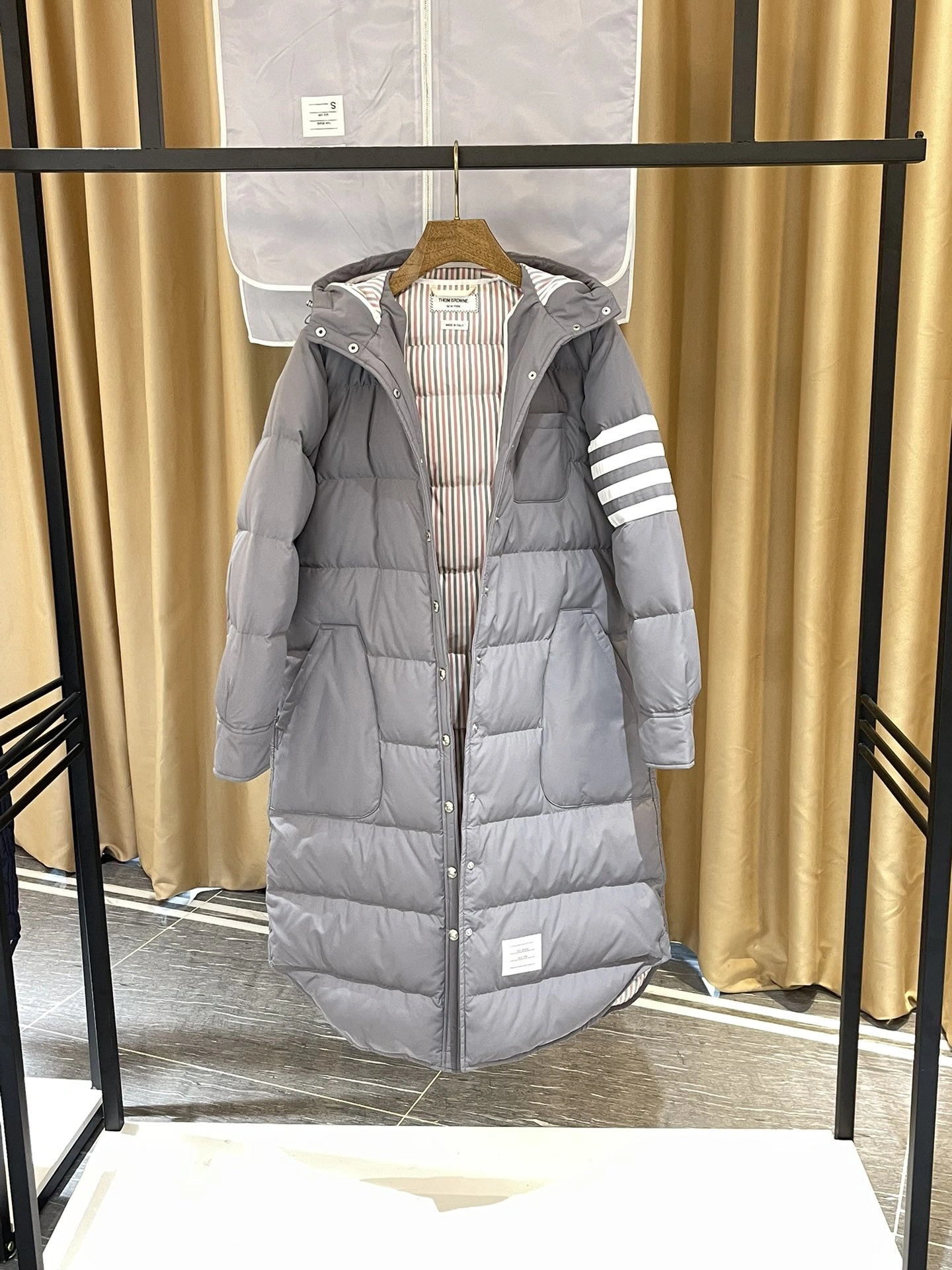 Thom Browne Down Jackets Durable 174093
