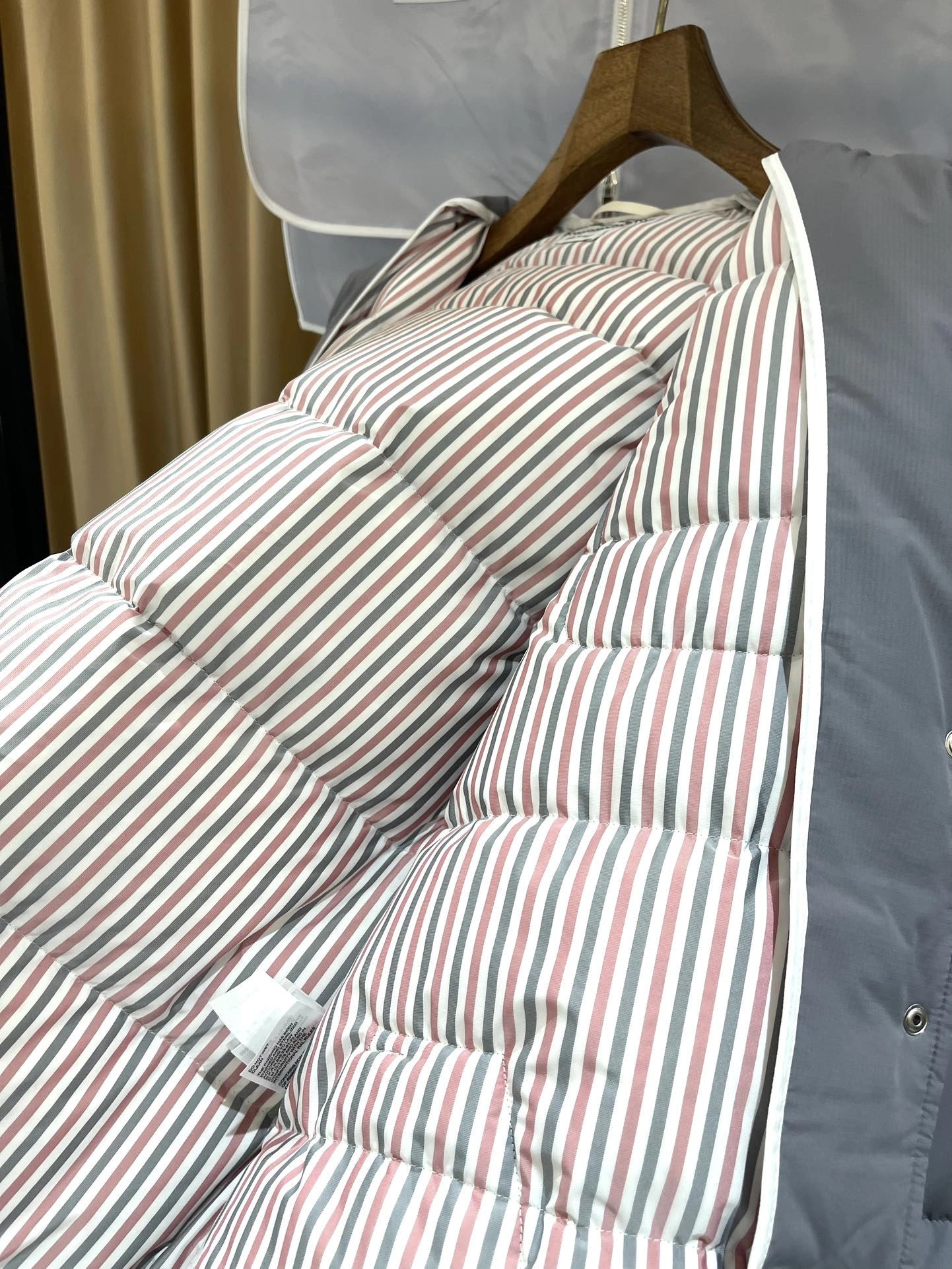 Thom Browne Down Jackets Durable 174093
