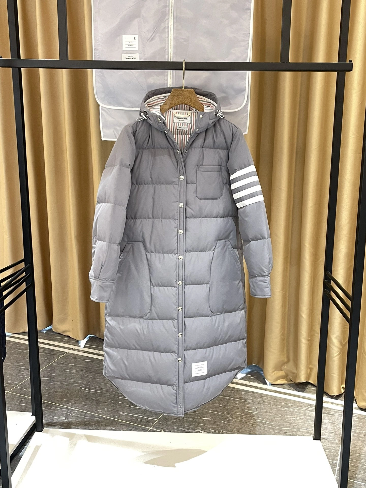 Thom Browne Down Jackets MoistureWicking 174100