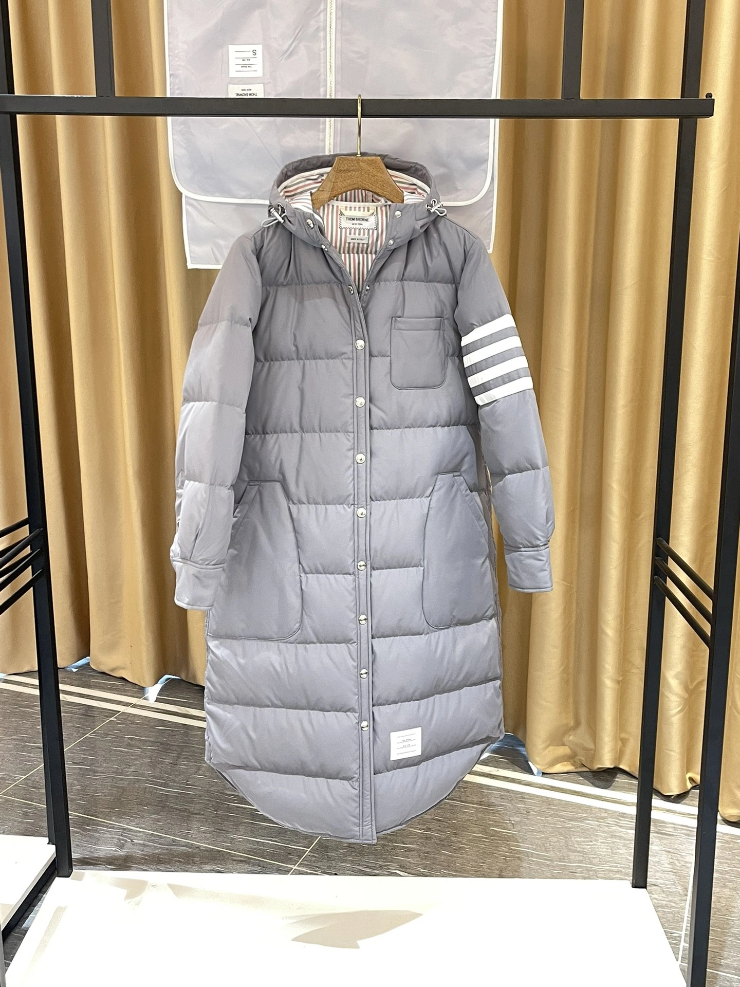 Thom Browne Down Jackets MoistureWicking 174100