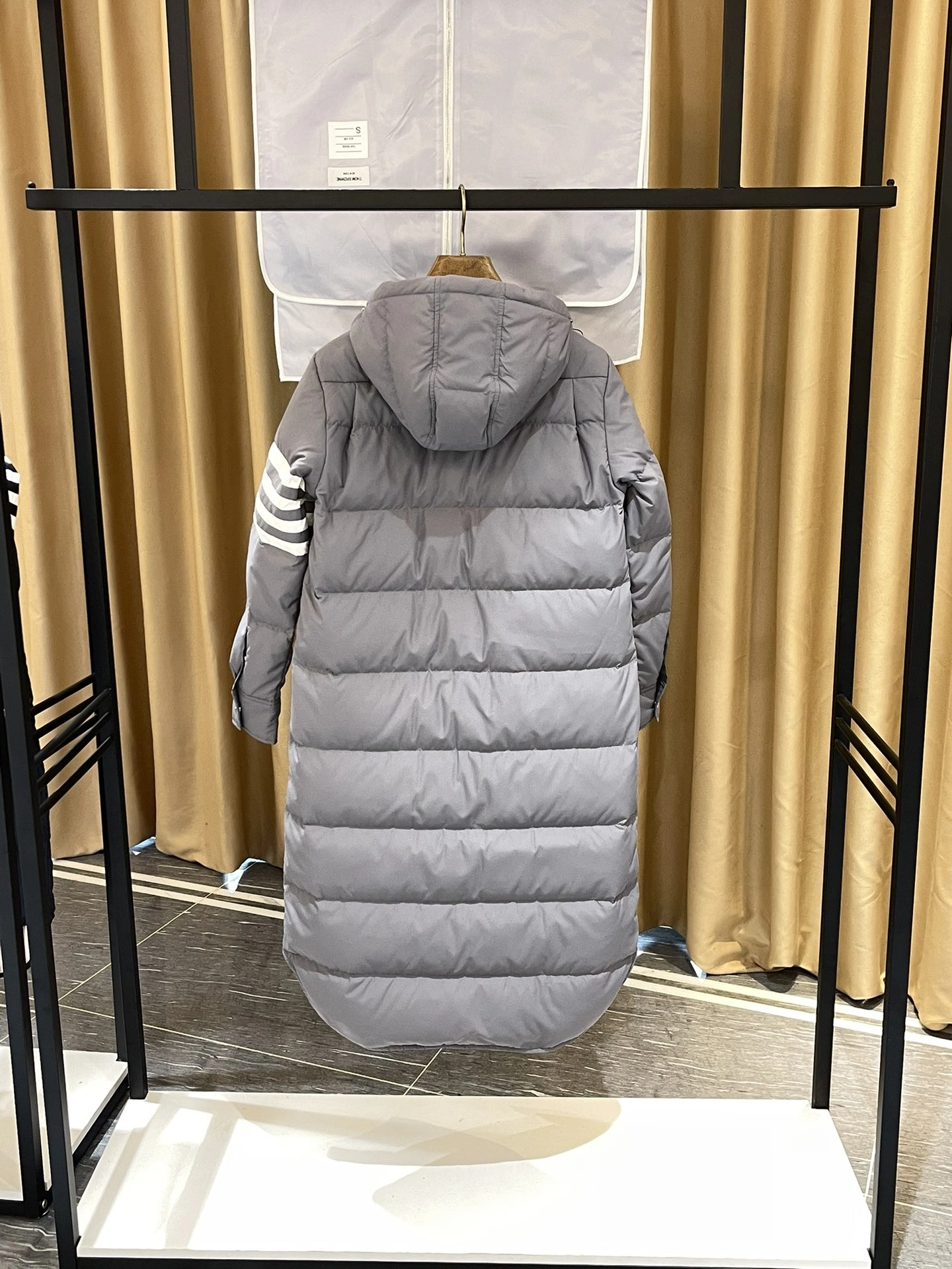 Thom Browne Down Jackets MoistureWicking 174100