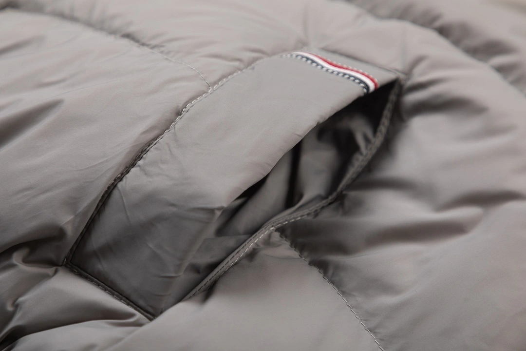 Chic Thom Browne Down Jackets 174096