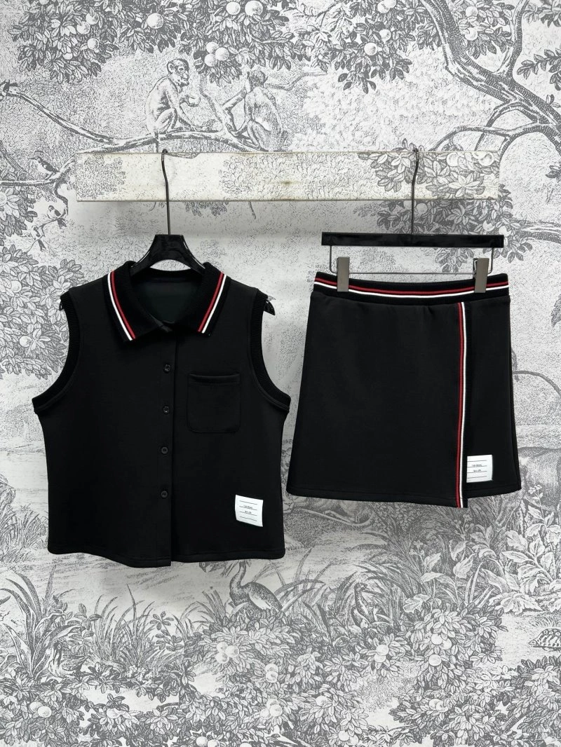 Thom Browne Dress Suits ComfortFit 173296