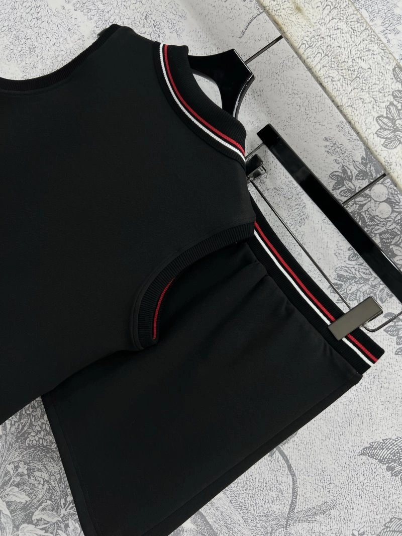 Thom Browne Dress Suits ComfortFit 173296