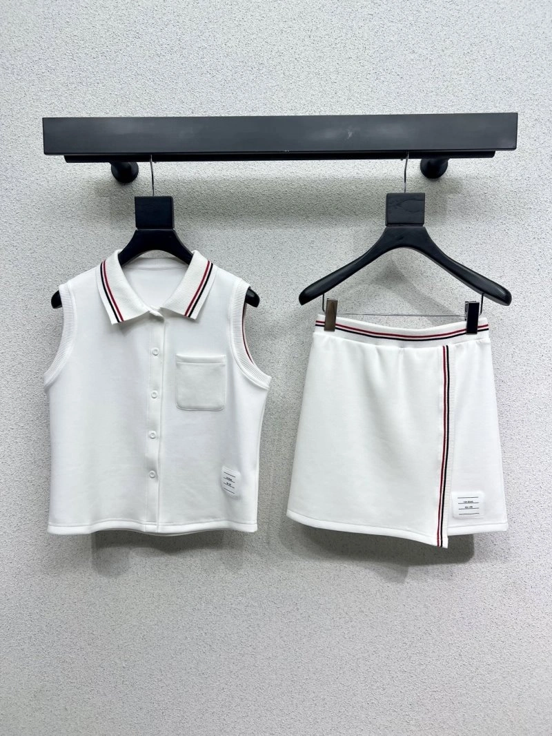 TravelReady Thom Browne Dress Suits 173432